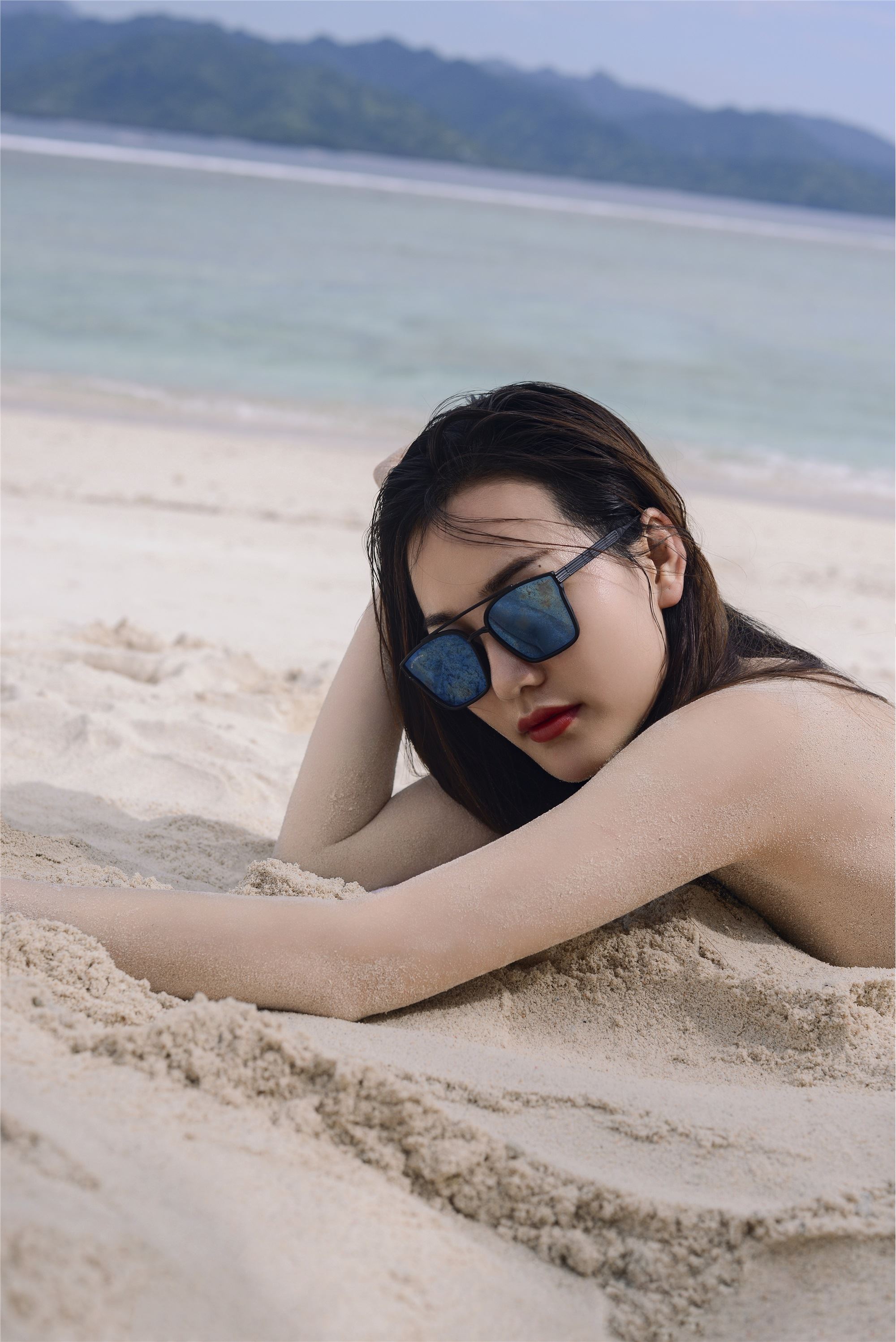 YITUYU艺图语 2025.02.04 Coastal  Beach 钟钟